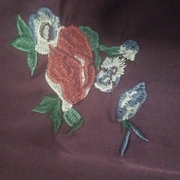 Olivaceous Karlie Floral Satin Zipper Bomber Jacket- size M- color Burgundy - Picture 4 of 10